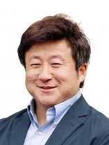 金子　智昭